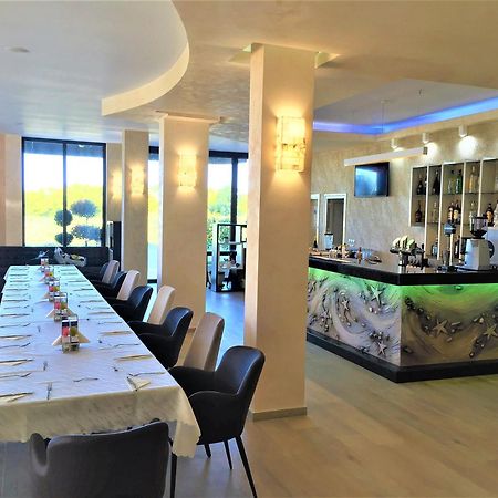 Apart-Hotel Panorama Sea Lux Приморско Экстерьер фото