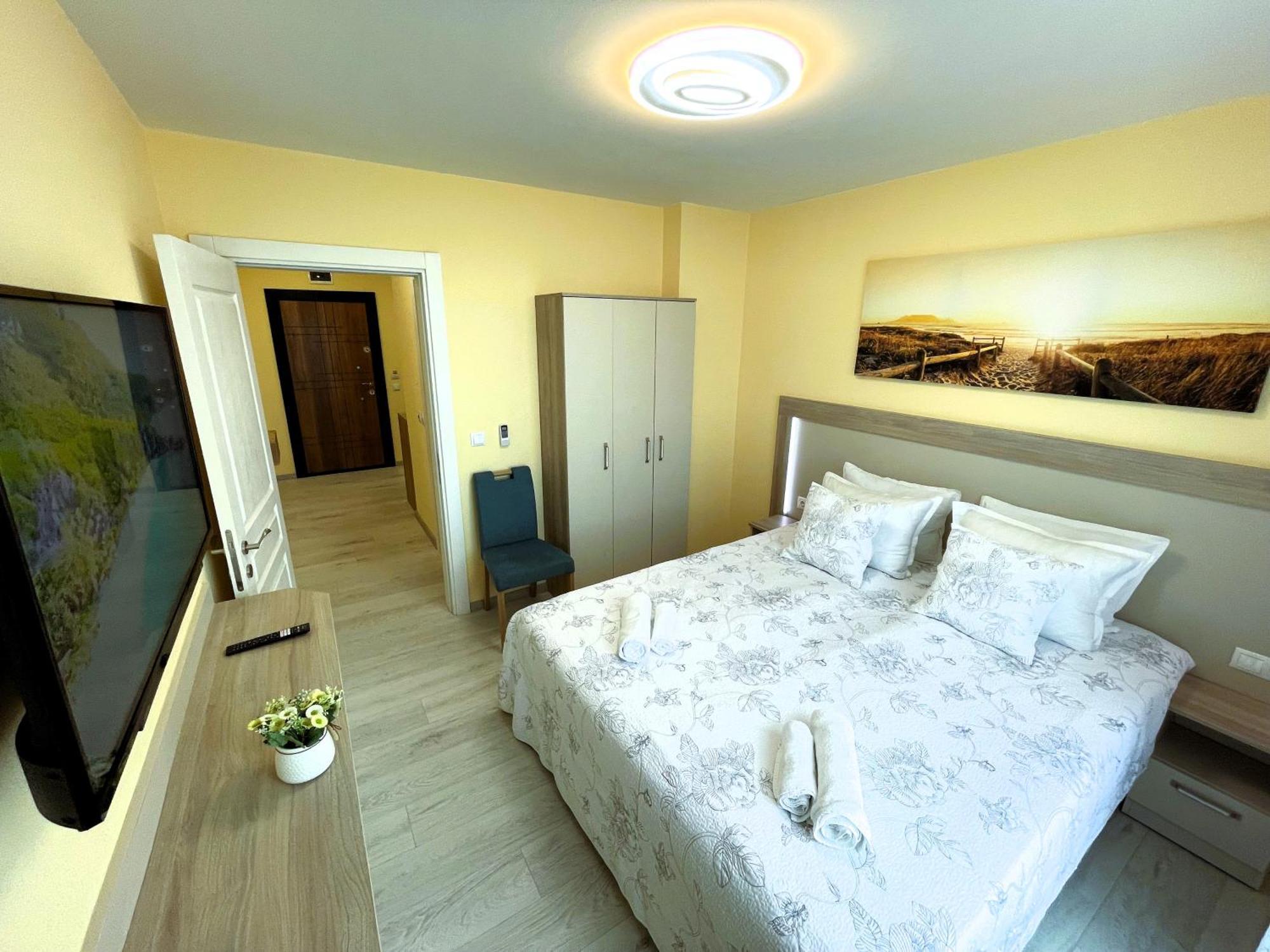 Apart-Hotel Panorama Sea Lux Приморско Экстерьер фото