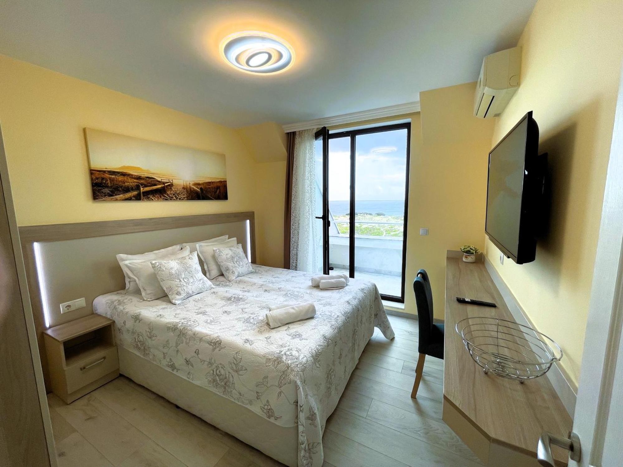 Apart-Hotel Panorama Sea Lux Приморско Экстерьер фото